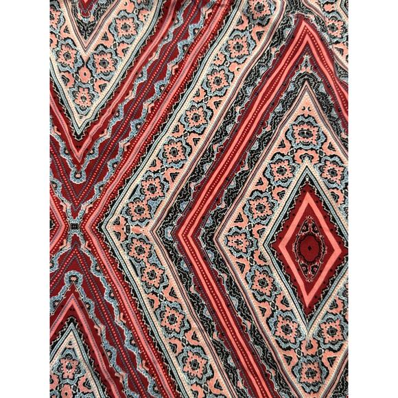 Hollister size Medium shorts NWT geometric print 2 in inseam - Picture 9 of 10